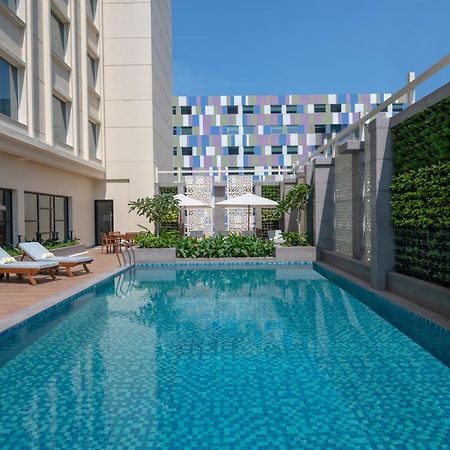 Lemon Tree Premier, New Town, Kolkata Hotel Exterior photo
