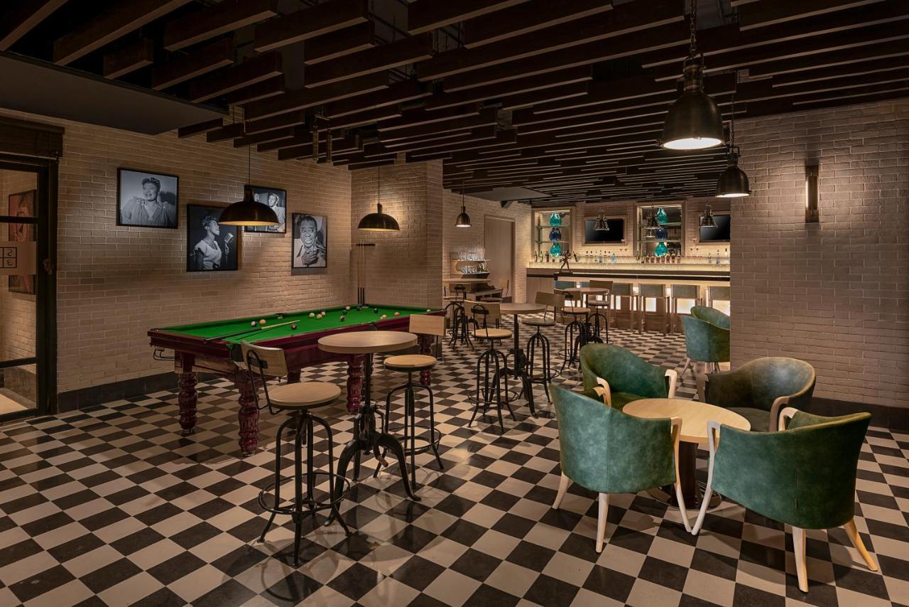 Lemon Tree Premier, New Town, Kolkata Hotel Exterior photo