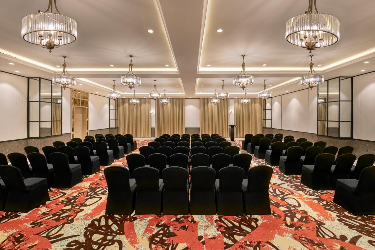 Lemon Tree Premier, New Town, Kolkata Hotel Exterior photo