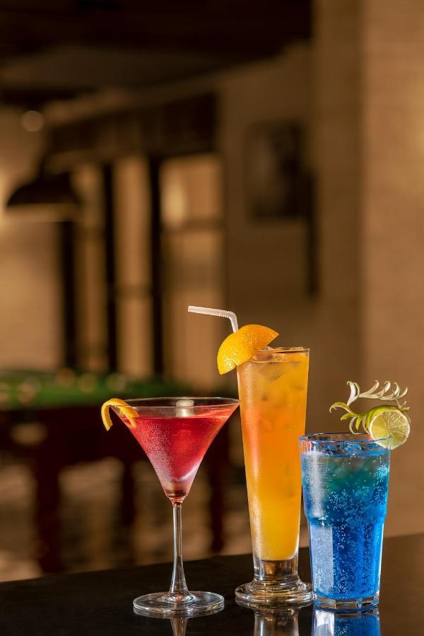 Lemon Tree Premier, New Town, Kolkata Hotel Exterior photo